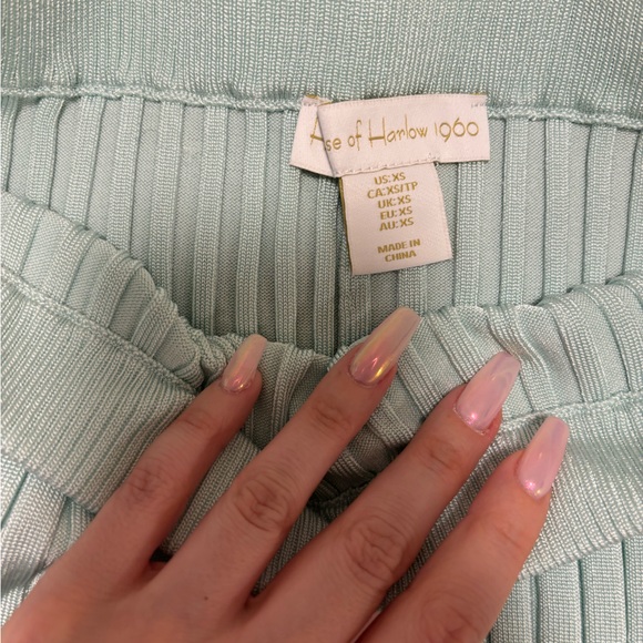 HOUSE OF HARLOW 1960 Ribbed Skirt Set in Pastel Blue - Picture 2 of 7